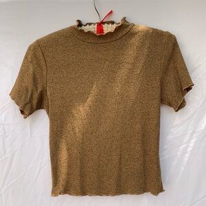 ACTIVE USA brown stretchy top. Crew neck top.